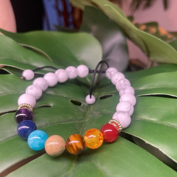 HIGH QUALITY - White Turquoise Chakra Bead Bracelets - Picture 5 of 5